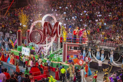 Javier Tan’s high-impact lighting design matched the exuberance of the high profile public event (photo: Louise Stickland)