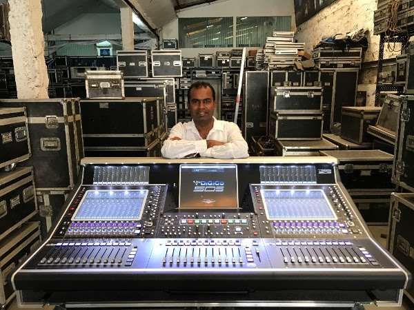 Warren D’souza of Sound.com with the new DiGiCo SD5