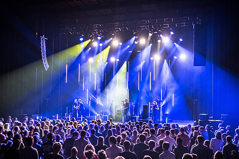 During Eurosonic Noorderslag, the venue hosts up to 3,500 visitors of which 1,850 are packed into the large room