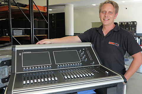 Wynand Veldsman from Eventech with the DiGiCo S21 2017