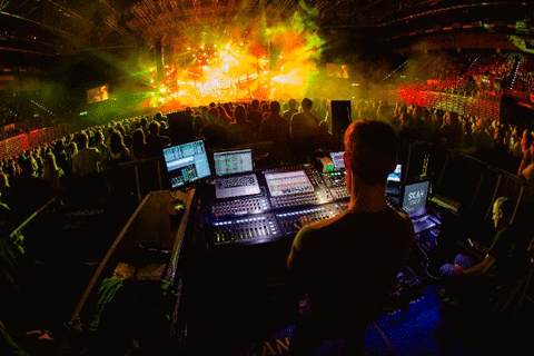 Both Front of House engineer Jonny Lucas and Dan Speed on monitors rely on the power of DiGiCo SD10s