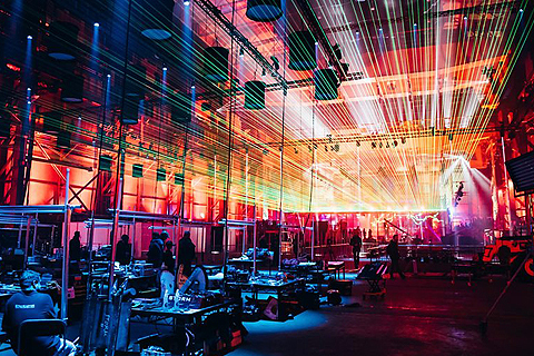 Filmed in front of a live studio audience, the lighting rig featured over 200 automated heads