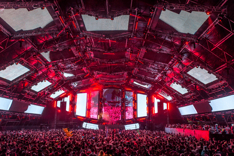 Both the popular Carl Cox Megastructure and Worldwide/Midpark Stage Stage featured Elation gear (photo: Adam Kaplan)