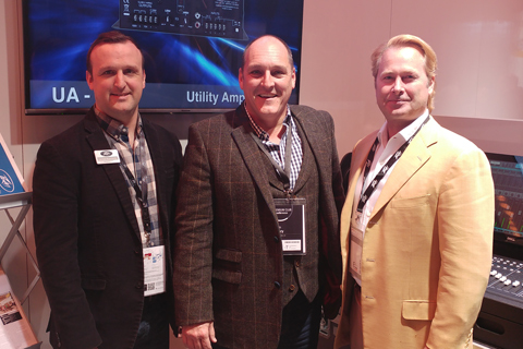 L-R: Peavey Commercial Audio’s James Kennedy, Barnes & Mullins’ MD Brian Cleary and Peavey Electronics COO Courtland Gray seal the deal on their new UK distribution deal.