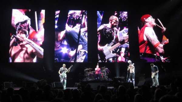 After a quarter of a century, the Red Hot Chili Peppers continue with L-Acoustics systems and a new engineer at the helm