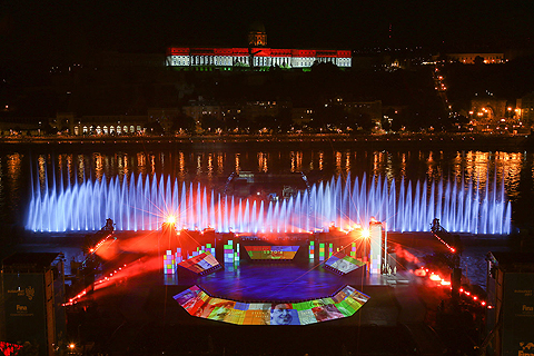 The spectacular opening ceremony (photo: Julien Panie)