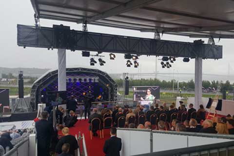 Star provided media structures at the south side of the crossing