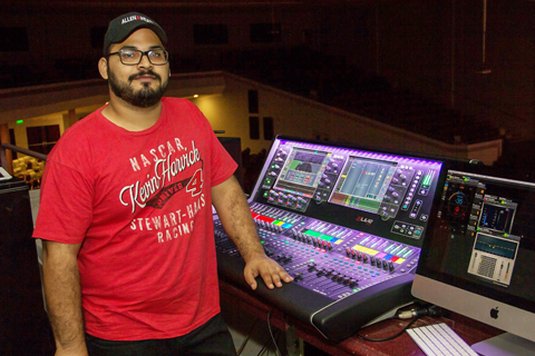 Audio manager Julio Paredes Rosero
