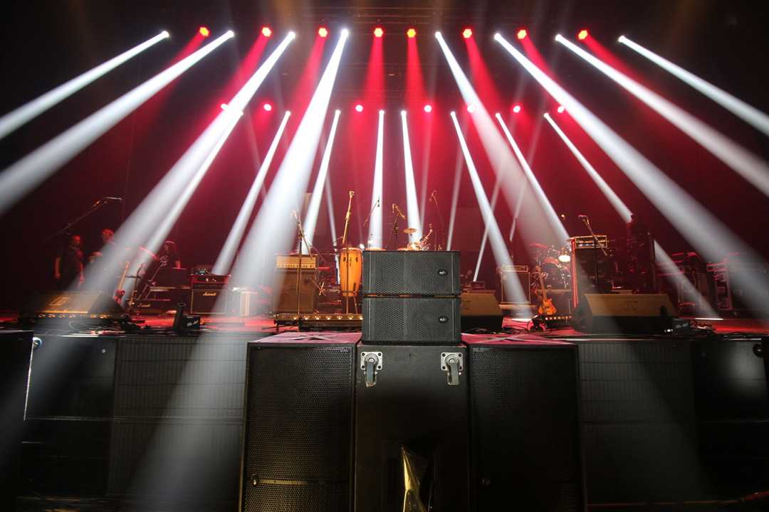 JS Event & Medientechnik’s new XR 440 BWS fixtures in use