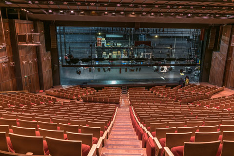 Le Grand T recently decided to upgrade the entire front-fill sound system