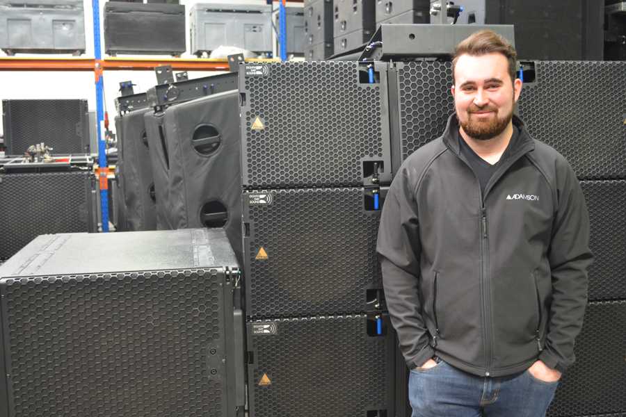 FOH engineer Liam Clifford