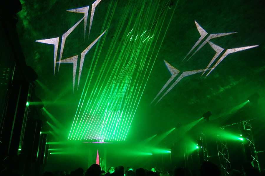 AC-ET supplied the StageSmarts smartPDU power distribution system to Titan Reality