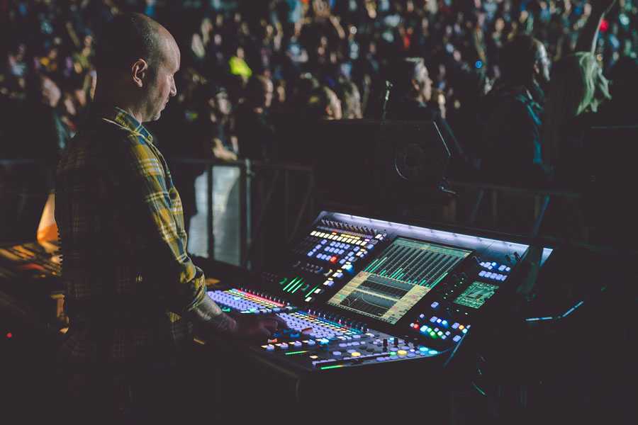 FOH engineer Bob Strakele