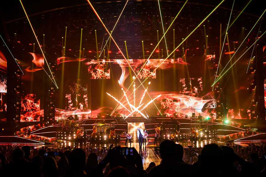 The Spikies are used to define the huge 90ft curved truss that outlines the shape of the set