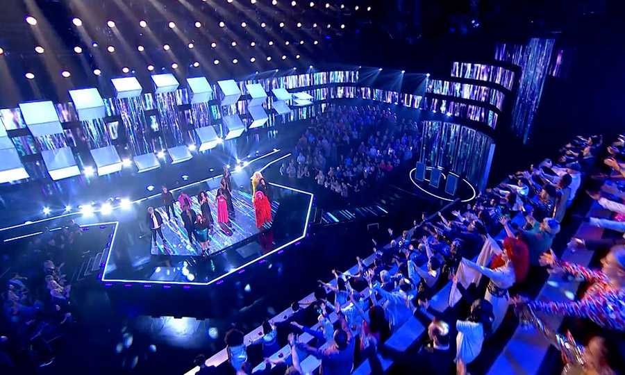 <i>All Together Now</i> on a Saturday night