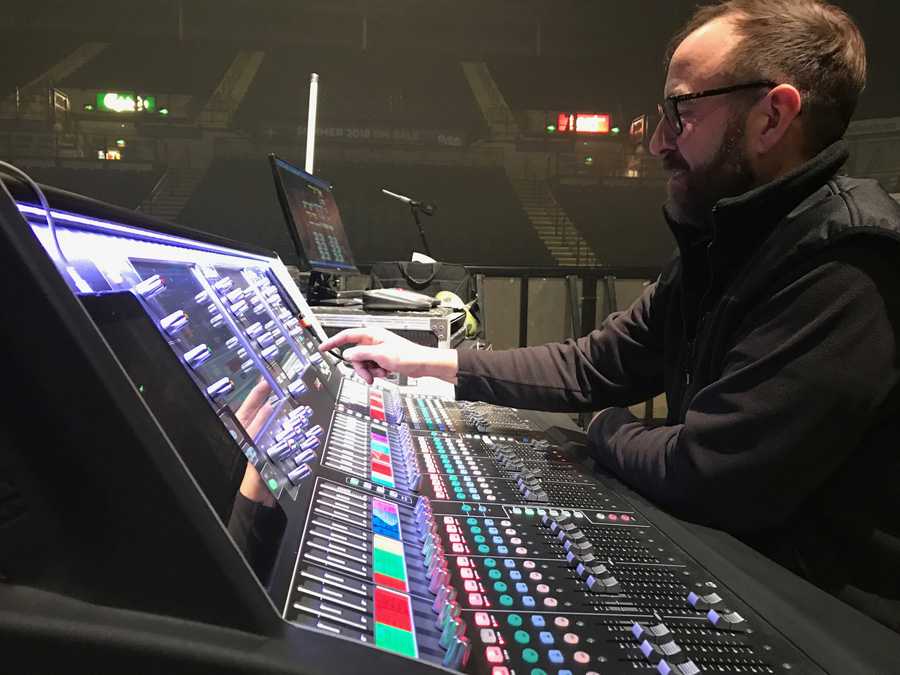 Nick Warren at FOH