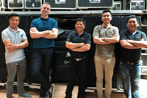Mr. Hai, Van Lam Audio Equipment; Mr. Alfonso Martin, Sonos Libra; Mr. Hieu Van Nghe, Van Nghe Music Centre owner; Mr. Nguyen Duc Cuong, Van Lam owner; Mr. Phan Nhat, Van Nghe Music Centre