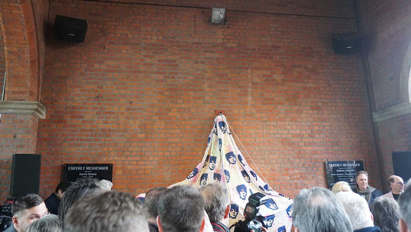 The bronze statue can be found in Aylesbury’s Market Square