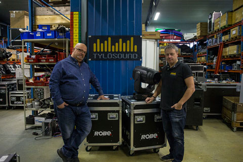 Bellalite’s Bjorn Arnason (left) with Tylösand Sound’s Paul Aladin (photo: Louise Stickland)