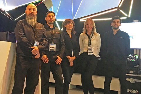 Tony De Prins (technical sales & support manager), Cyrille Wagner (development director), Marilor Requet (visual artist)), Agnes Wojewoda (managing director) and Benjamin Bauwens (operations manager)