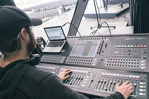 Mani Hammond on monitors