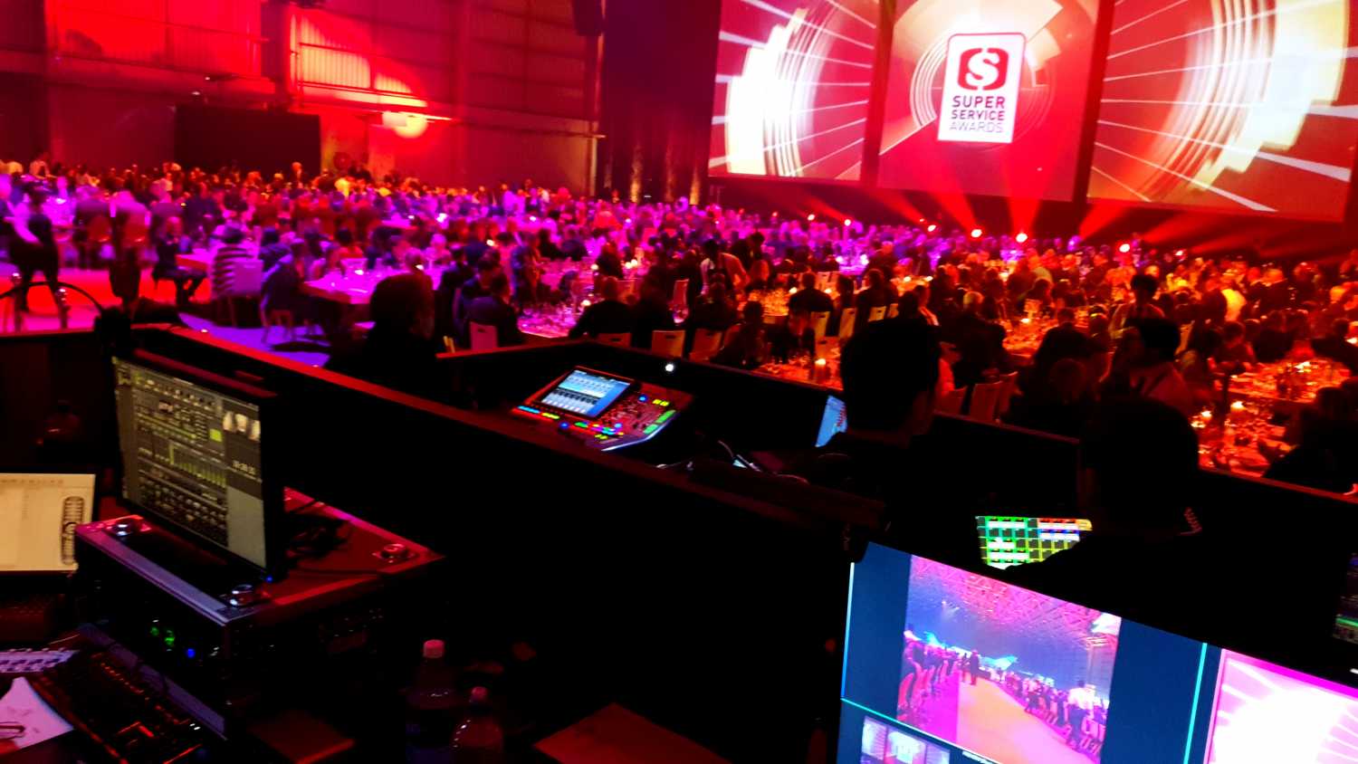 The event was staged at Cape Town International Airport