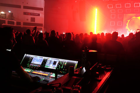 Gary Curtis, FOH engineer at the controls