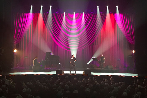 La Vie Est Brel captivates a blend of classic and contemporary