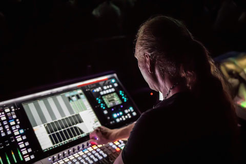 FOH engineer Matt-West with the SSL L500
