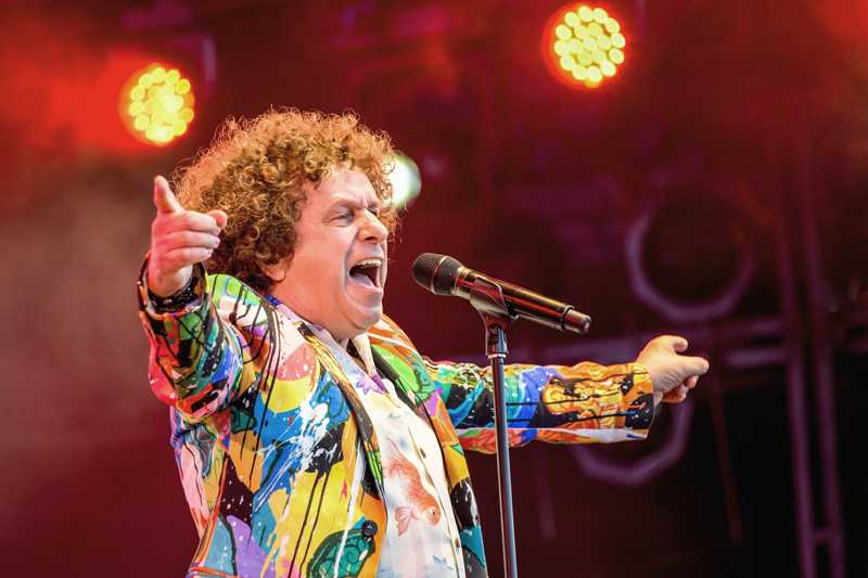 On vocals - Leo Sayer