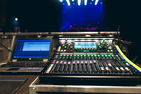 Soilwork were supported by an Allen & Heath SQ-5 digital mixer (photos: Pascal Swoboda)