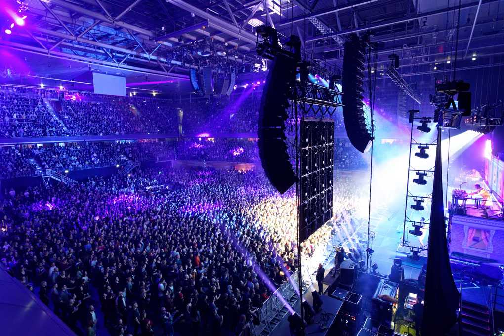 DJ Alligatoah recently completed the Wie Zuhause Tour 2019 of arenas