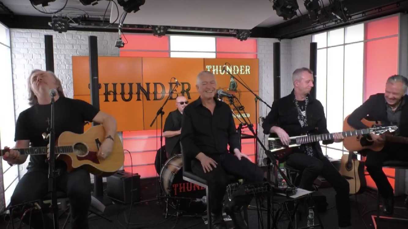 Thunder play Planet Rock Studios