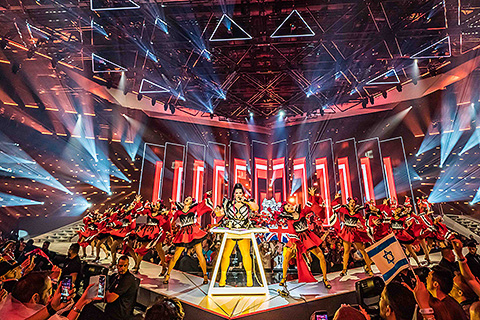 Lighting design was by Ronen Najar and Dakar Azulay (photo © Ralph Larmann)