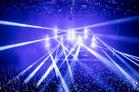 Saveus played arena shows in Copenhagen and Aarhus (photo: Morten Rygaard)