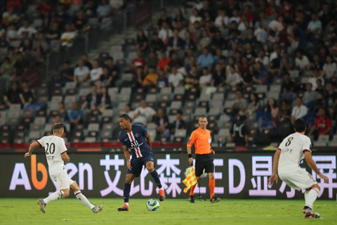 This is the second year that the French Super Cup has been held at the Shenzhen Universiade Centre