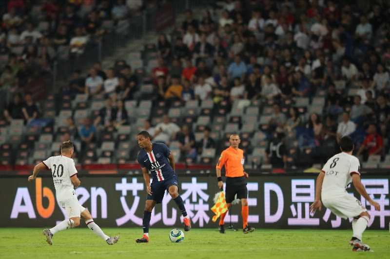 This is the second year that the French Super Cup has been held at the Shenzhen Universiade Centre