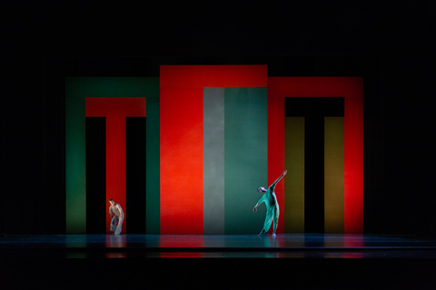 Clifton taylor’s design for four quartets, shortlisted for the etc award for dance © Maria Baranova
