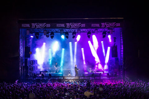 Claypaky fixtures lit Big Flo & Oli, Martin Solveig, Eagle-Eye Cherry and other performers