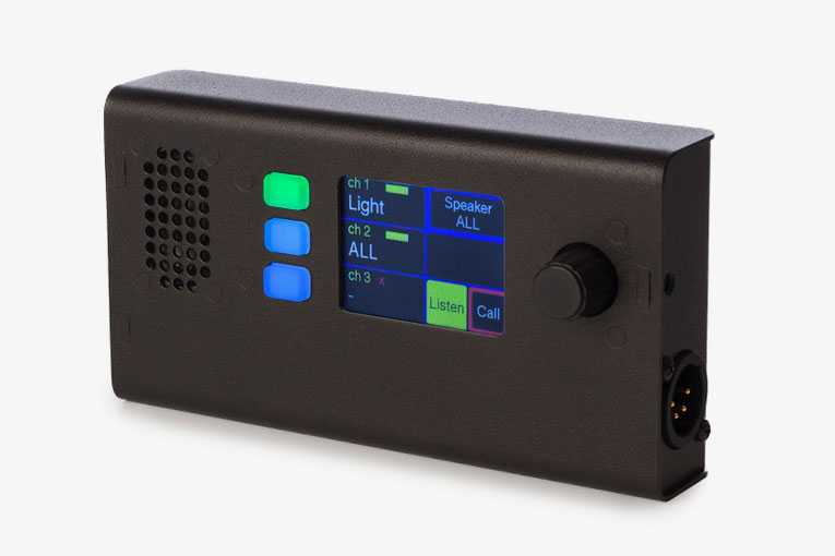 Green-GO's Wall Panel X wall-mount station