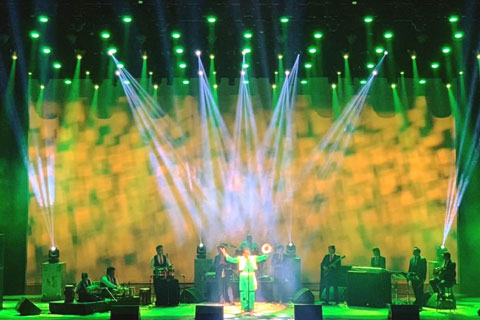 Gurdas Maan plays The Northern Alberta Jubilee Auditorium
