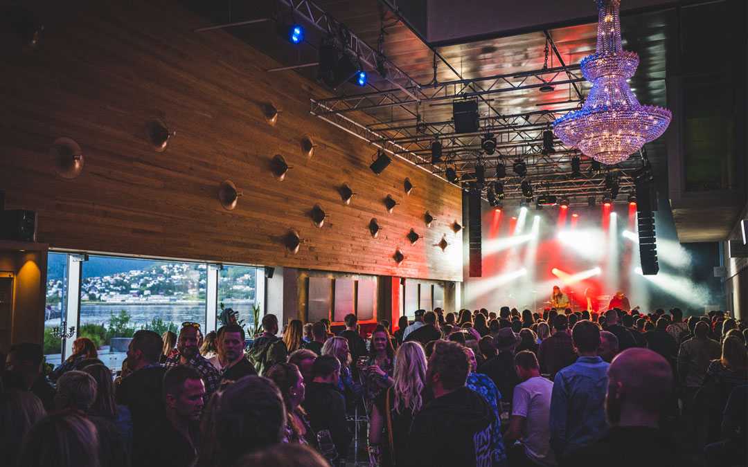 Hålogaland Teater serves the counties of Troms and Finnmark