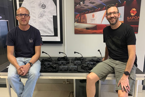 MGG’s Nardus de Lange with Chris Pugh, the Clear-Com Product Manager at DWR