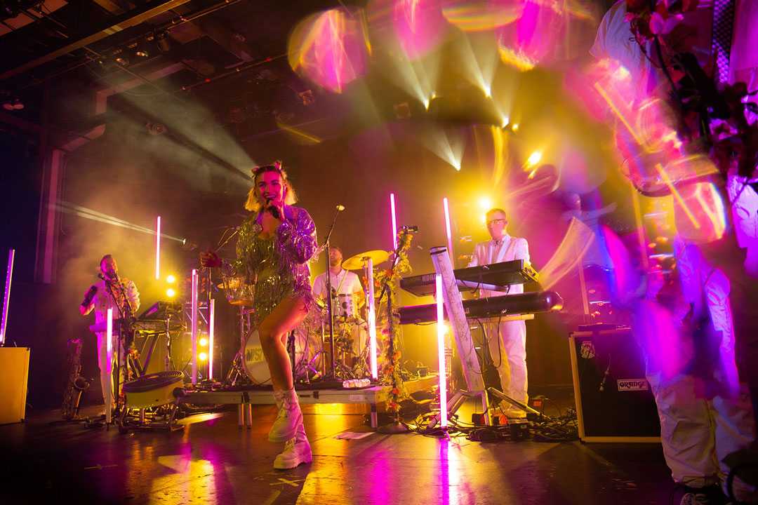 MisterWives play Minneapolis (photo: Sarah Duffy)