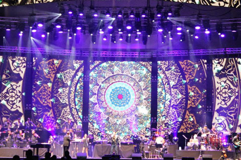 Sonu Nigam at Dubai's World Trade Centre Arena