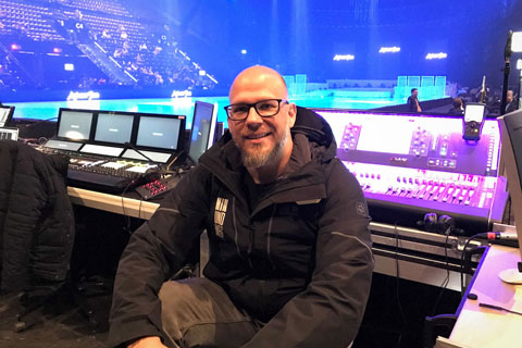 FOH engineer Sascha Kohl