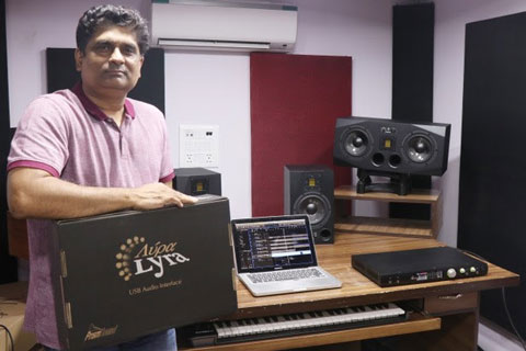 Pankaj Kumar with Prism Sound’s Lyra