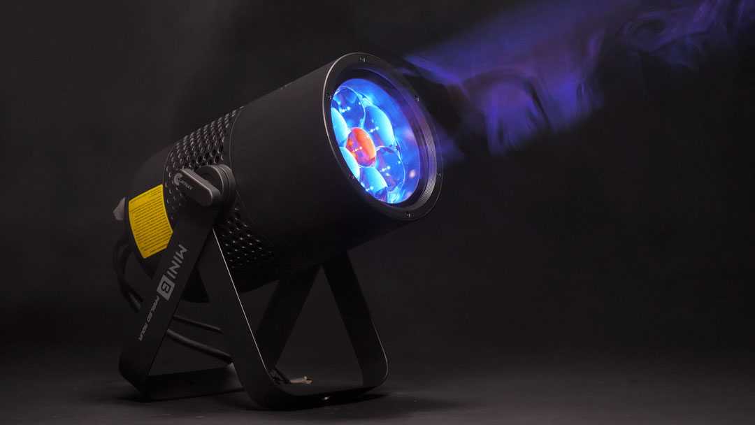 The fixture is compact and lightweight and complimentary to the MINI-B and MIDI-B