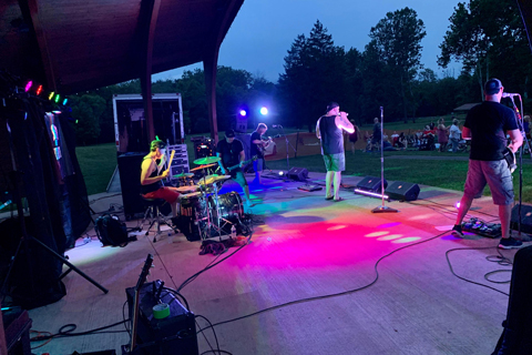 Scout Productions provided the lighting and sound