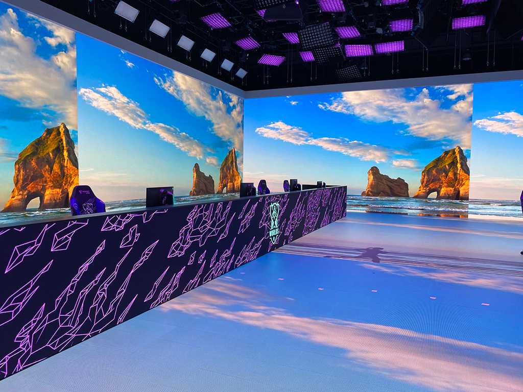 The visuals were made using a modified version of the Unreal Engine